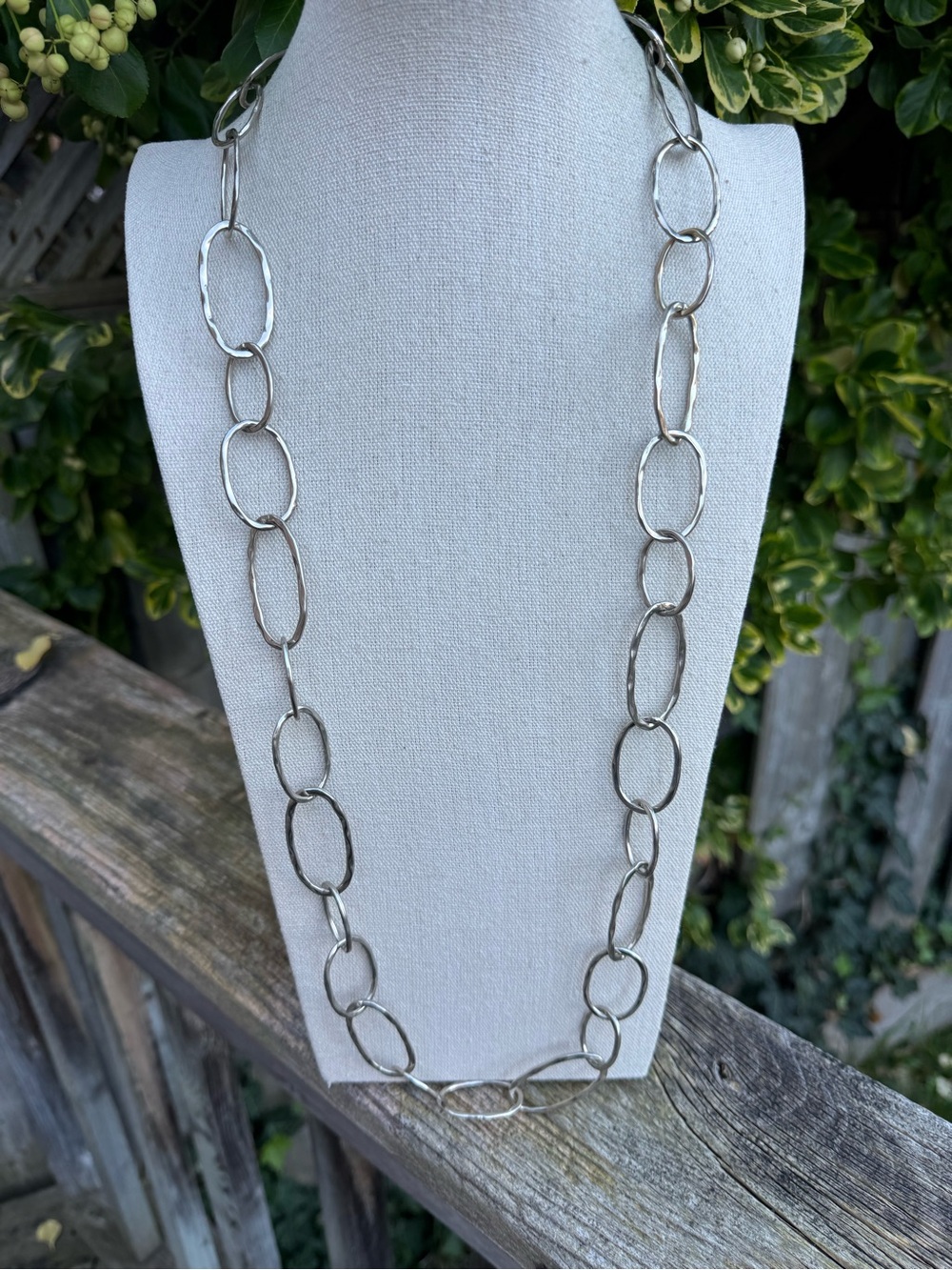 Silver Tone Hammered Oval Chain Link Necklace with Toggle Clasp